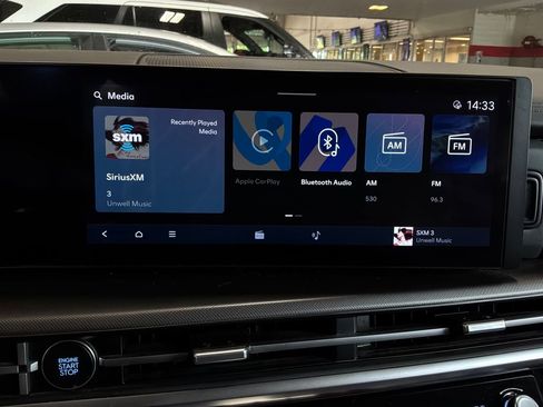 Used 2025 Hyundai Santa Fe SEL FWD image 32