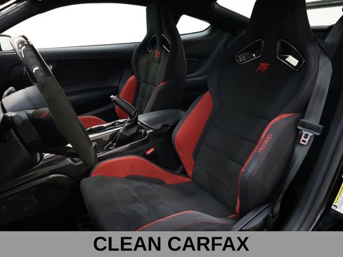 Used 2019 Ford Mustang Shelby GT350R w/ GT350R Equipment Group 920A RWD image 11