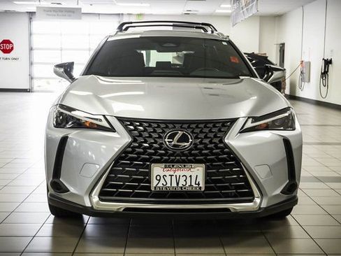Certified 2025 Lexus UX 300h FWD w/ Accessory Package (Z2) image 4