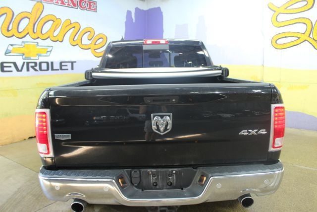 Used 2018 RAM 1500 Laramie AWD/4WD image 3