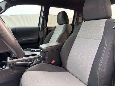 Certified 2023 Toyota Tacoma TRD Off-Road image 14