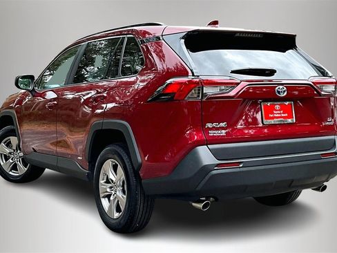 Used 2023 Toyota RAV4 LE image 4