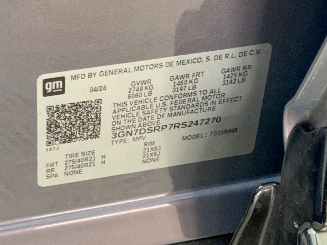 Used 2024 Chevrolet Equinox EV RS w/ Active Safety Package 3 FWD image 32