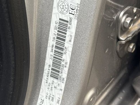 Used 2019 RAM 1500 Sport w/ Level 2 Equipment Group AWD/4WD image 28
