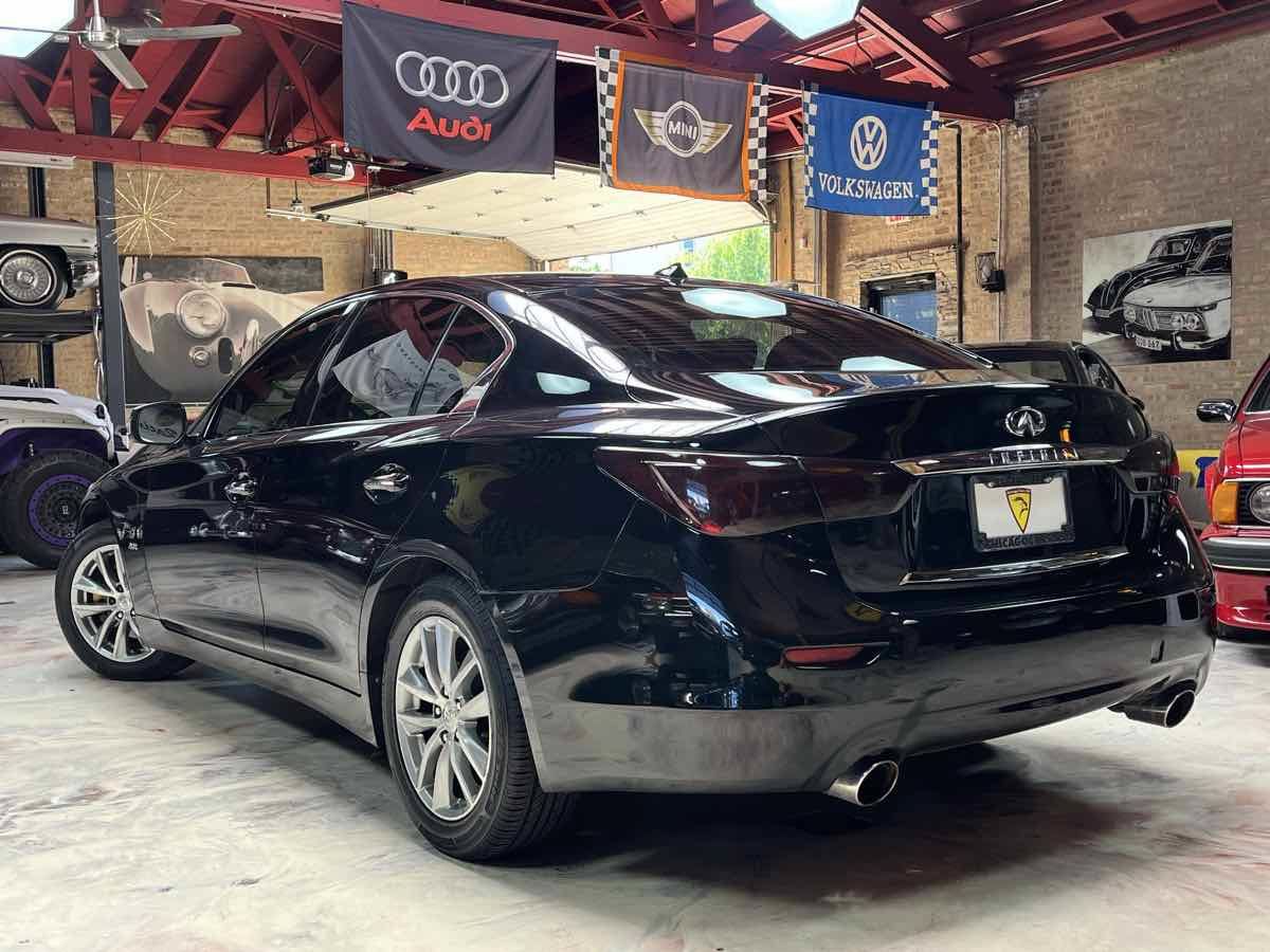 Used 2017 INFINITI Q50 2.0t w/ Moonroof Package AWD/4WD image 5