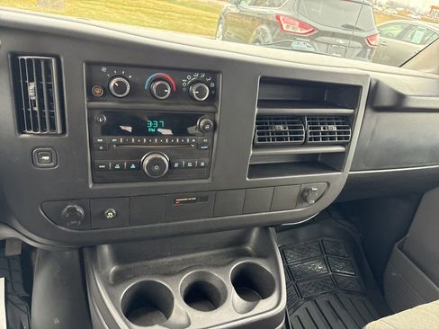 Used 2008 Chevrolet Express 1500 AWD Passenger w/ LT Preferred Equipment Group image 35