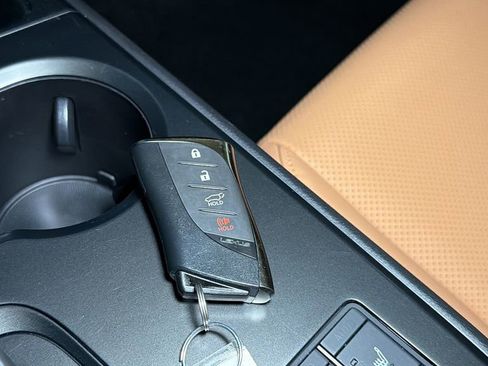 Used 2025 Lexus UX 300h AWD w/ Accessory Package (Z1) image 33