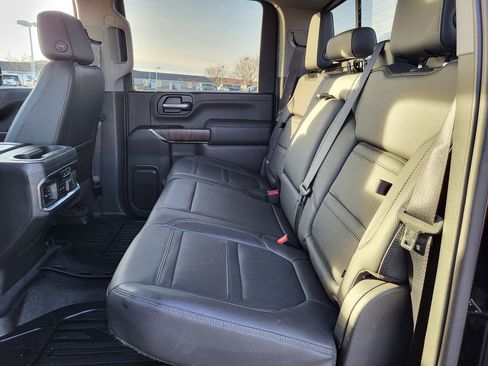 Used 2020 GMC Sierra 2500 Denali w/ Denali Ultimate Package image 5