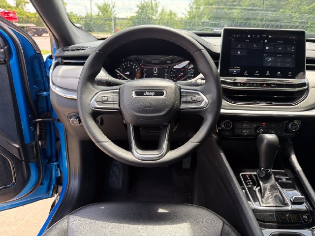 Used 2024 Jeep Compass Limited AWD/4WD image 16