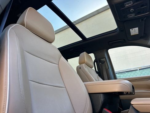 Used 2022 Chevrolet Tahoe Premier AWD/4WD image 20