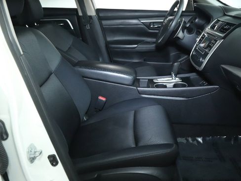 Used 2016 Nissan Altima 3.5 SR image 30