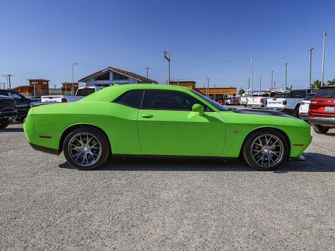 Used 2023 Dodge Challenger R/T Scat Pack w/ Plus Package RWD image 5