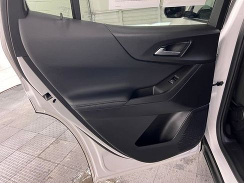 Used 2025 Chevrolet Equinox LT image 31