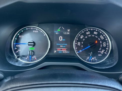 Certified 2020 Toyota RAV4 LE AWD/4WD image 23