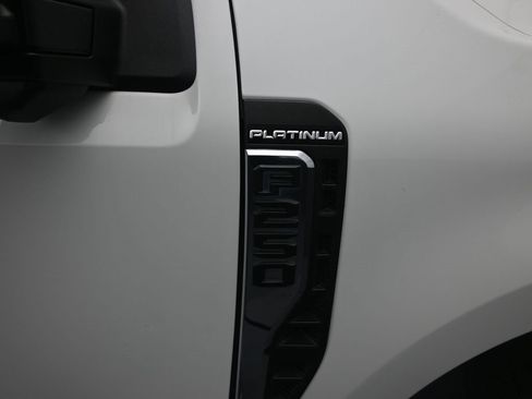 Used 2024 Ford F250 Platinum image 7