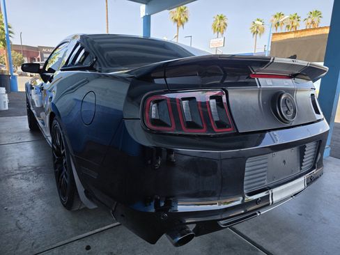 Used 2013 Ford Mustang GT Premium w/ Security Pkg RWD image 5