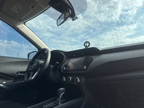 Certified 2024 Nissan Kicks SV FWD image 25