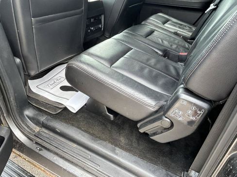 Used 2017 Lincoln Navigator L Reserve AWD/4WD image 9