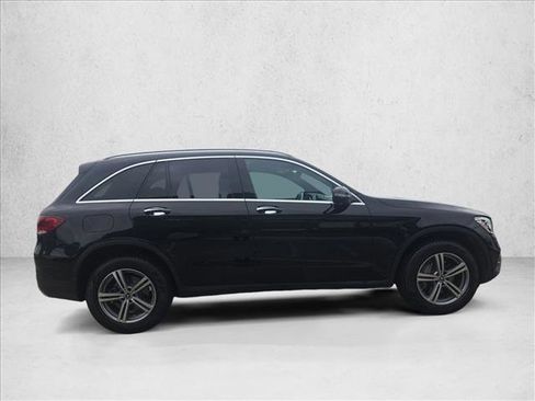 Used 2022 Mercedes-Benz GLC 300 4MATIC image 4