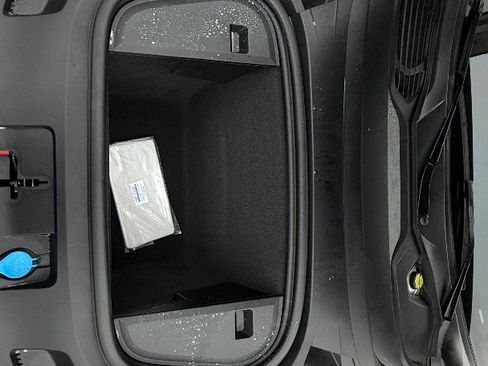 Used 2023 Porsche Taycan image 37