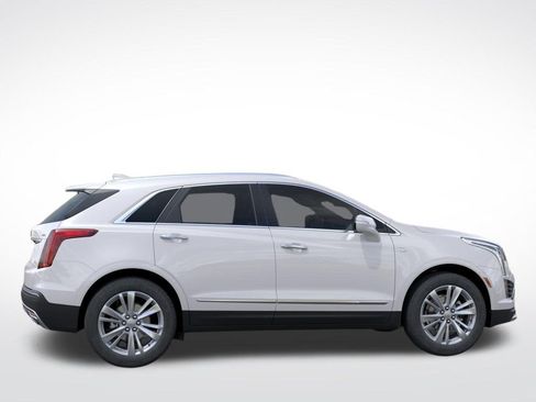 New 2026 Cadillac XT5 Premium Luxury w/ Driver Assist Package FWD image 5