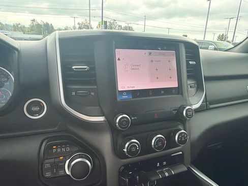 Used 2022 RAM 1500 Big Horn AWD/4WD image 24