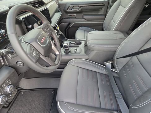 New 2026 GMC Sierra 1500 AT4X w/ LPO, Black Badging Package AWD/4WD image 8