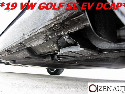 Used 2019 Volkswagen e-Golf SE w/ Driver Assistance Package image 60