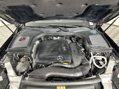 Used 2022 Mercedes-Benz GLC 300 4MATIC w/ Premium Package Lite image 34
