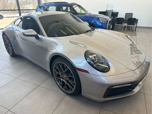 Used 2022 Porsche 911 Carrera 4S image 2