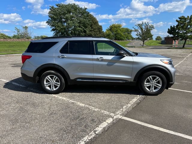 Certified 2023 Ford Explorer XLT w/ Equipment Group 202A AWD/4WD image 12