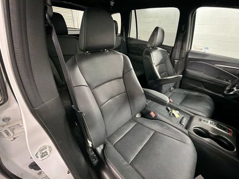 Used 2022 Honda Passport EX-L image 27