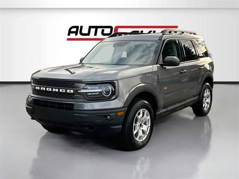 Used 2023 Ford Bronco Sport Badlands image 3