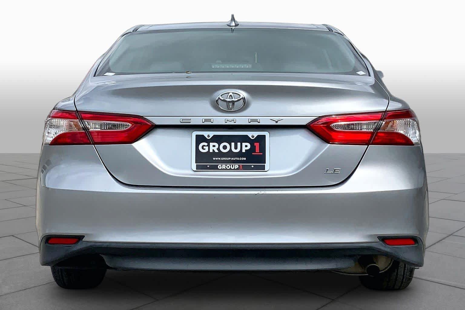 Used 2020 Toyota Camry LE FWD image 5