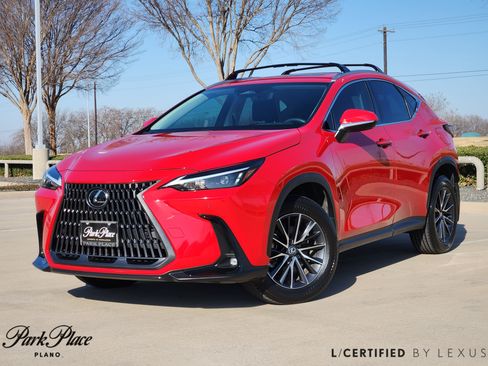Used 2025 Lexus NX 250 FWD w/ Premium Package image 1