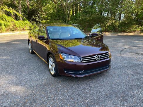 Used 2013 Volkswagen Passat 2.5 SE FWD image 50