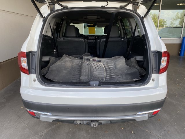 Used 2021 Honda Pilot Touring image 13