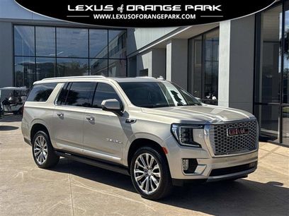 Used 2022 GMC Yukon XL Denali w/ Denali Premium Package