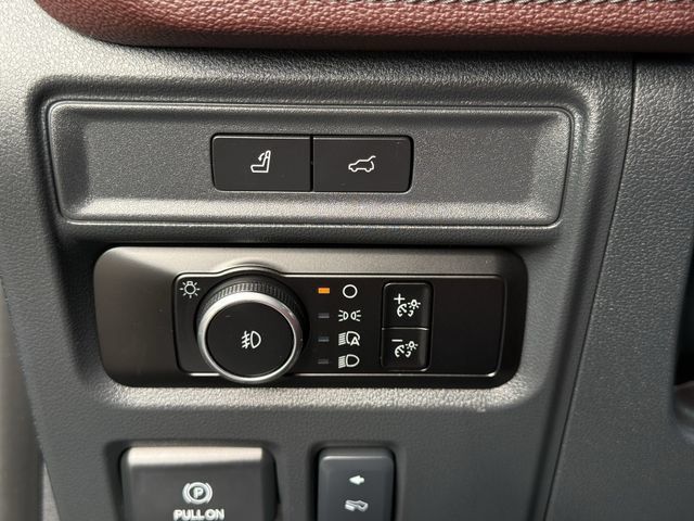 Used 2024 Ford Expedition Max Limited AWD/4WD image 21