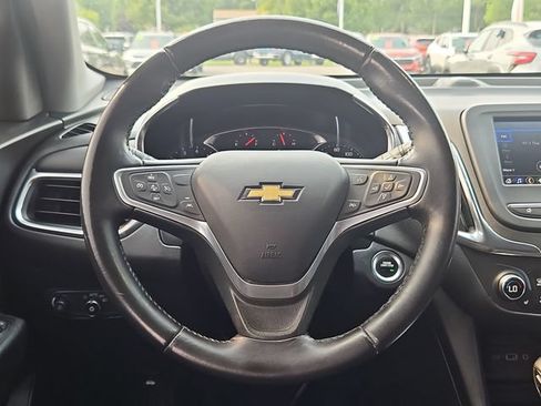 Used 2022 Chevrolet Equinox LT FWD image 15