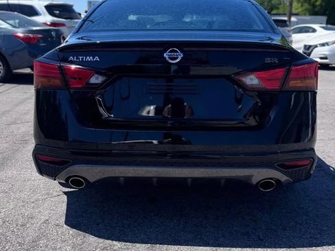 Used 2021 Nissan Altima 2.5 SR FWD image 6