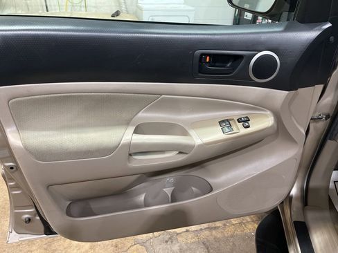 Used 2007 Toyota Tacoma 4x4 Access Cab image 7