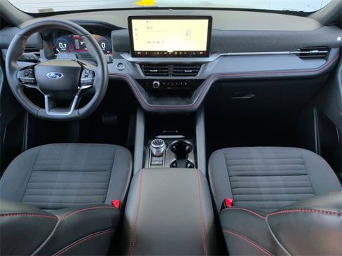 Used 2025 Ford Explorer ST-Line image 27