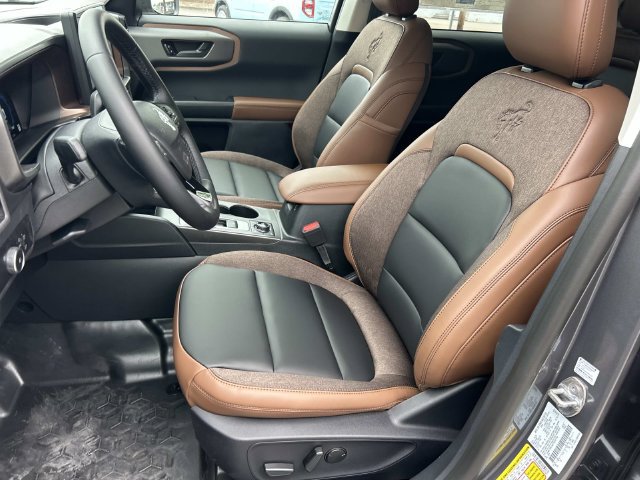 New 2026 Ford Bronco Sport Outer Banks w/ Sasquatch Outer Banks Package AWD/4WD image 24