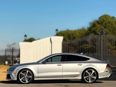 Used 2017 Audi RS 7 Prestige w/ Comfort Seating Package image 7