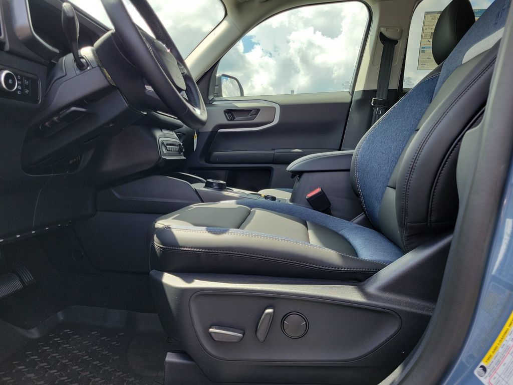 New 2026 Ford Bronco Sport Outer Banks w/ Outer Banks Tech Package+ AWD/4WD image 19