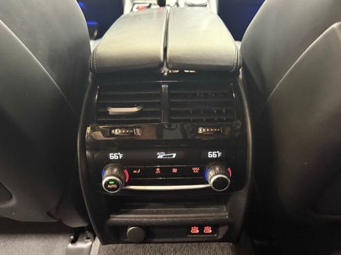 Used 2023 BMW M5 image 56