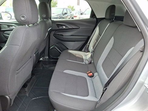 Used 2023 Chevrolet TrailBlazer LT w/ Convenience Package FWD image 13