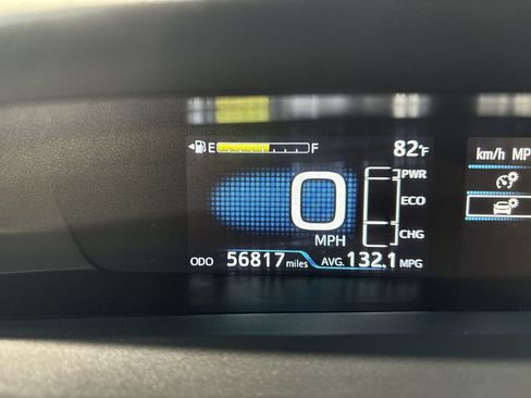 Certified 2020 Toyota Prius Prime Limited FWD image 15