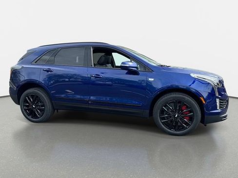 New 2026 Cadillac XT5 Sportv w/ LPO, Onyx Lite Package image 7